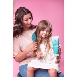NUTREEOIL Hair care gift set for children, set of 3 high-quality care products as a birthday gift, moisturising care for all hair types
