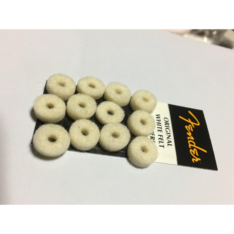 Fender White Felt Washers (12)