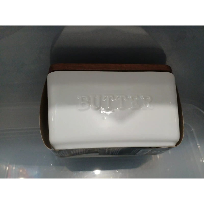 Better Homes & Gardens Porcelain Embossed White Butter Dish Acacia
