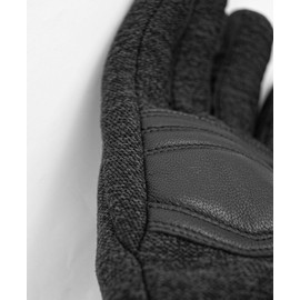 Reusch Outdoor Gloves for Men & Women, Touchscreen Compatible