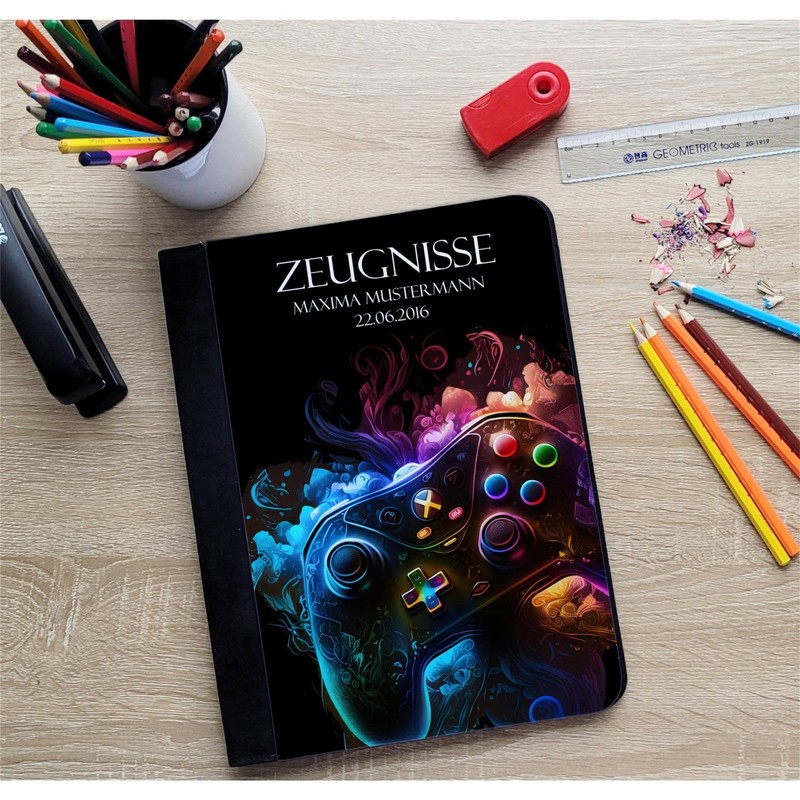 CreaDesign, Children's Certificate Folder with Name, Gamer Motif without Transparent