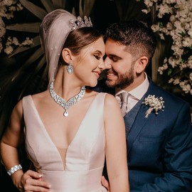 Kakonia Silver Crystal Wedding Bridal Jewelry Set for Women Prom Sliver Rhinestone Teardrop Necklace Earrings Bracelet Fit with Wedding Bridesmaid Dress