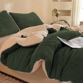 LLanCL 3D Jacquard Design Comforter Set, Ultra-Soft Warm King Size Sherpa Fur Plush 3-Pieces Sets Luxury Cozy Bedding with 2 Pillowcases (104"x90", Dark Green)