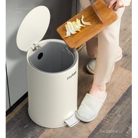 MRBIN Metal Bathroom Trash Can with Lid, 12L / 3.2gal Step Waste Basket for Bedroom, Round Kitchen Garbage Pail with Plastic Inner Bucket and Stainless Steel Pedal, Cream White