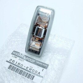 Nissan GENUINE NISSAN INFINITI M35 M45 SIDE MARKER LIGHT LAMP ASSEMBLY BULB 26160-EW00A