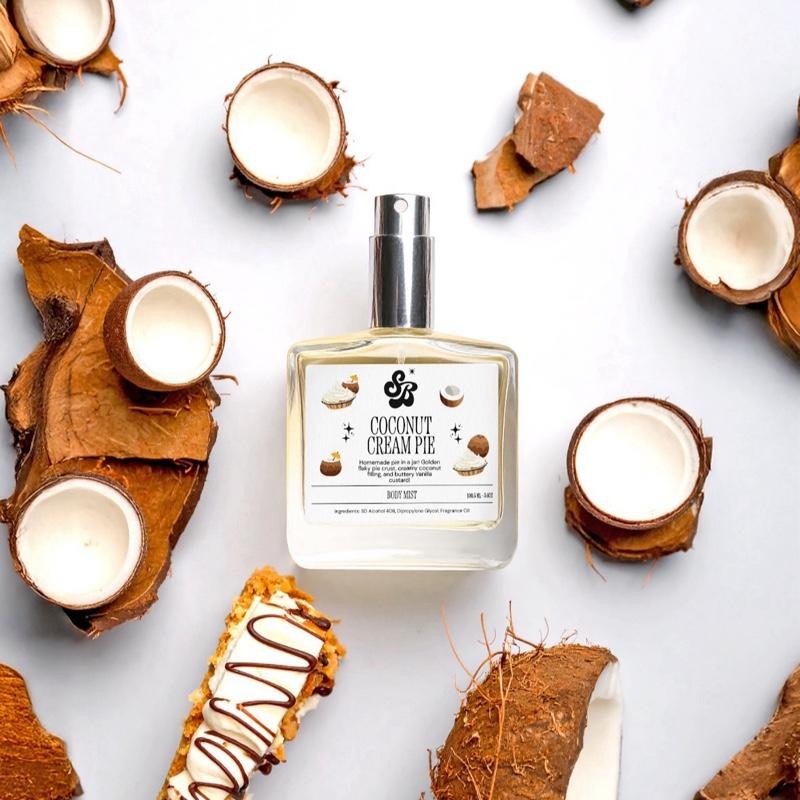 The Skincare Bakery: MACARON MIST INTENSE BODY:_Mist: Creme Pie Coconut