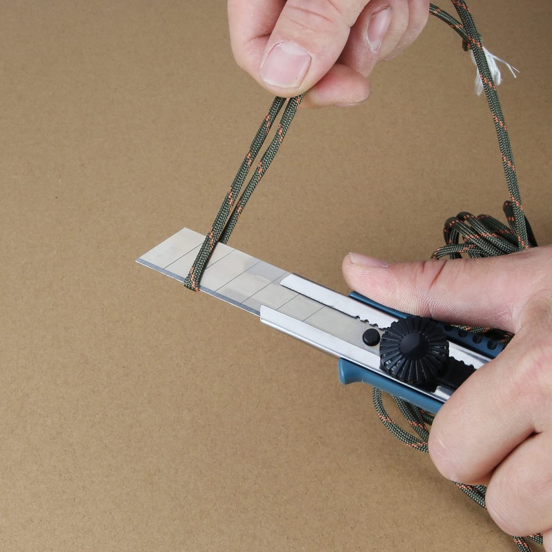 SN-KNIFE 2PK Wheel-Lock Heavy-Duty Snap Off Utility Knife