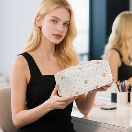 UUYUUY Makeup Bag Travel Toiletry Bag for Women, Small Cosmetic Bags Cute Quilted Cotton Makeup Pouch for Purse Emergency Bag for School Floral Pencil Case Accessory Bag, Orange Floral