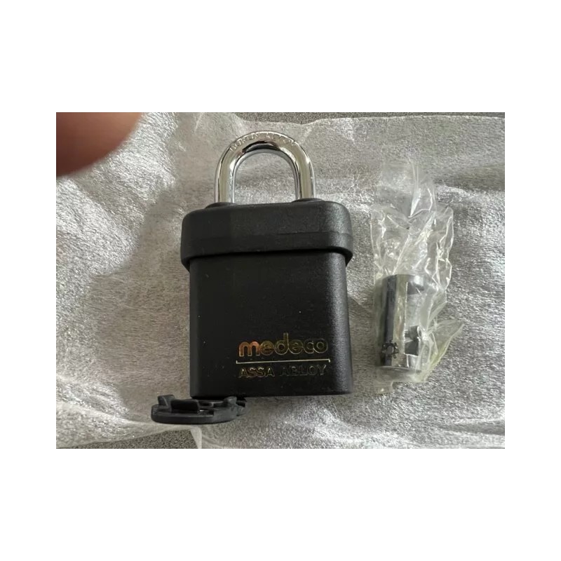 Medeco Assa Abloy model 54515 LOB padlock New LESS CORE