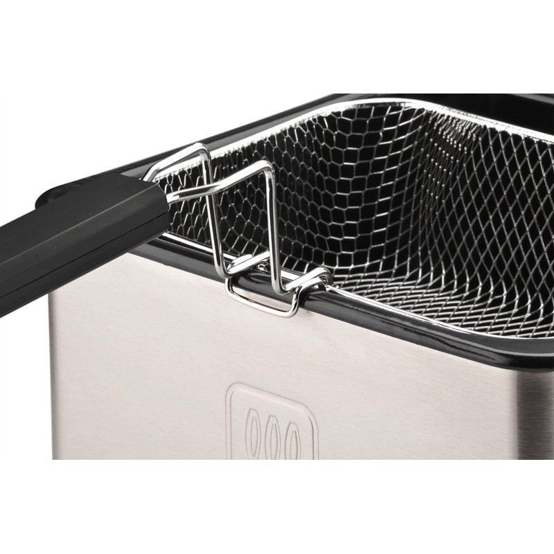 Toastmaster TM-168DF 4-Liter Stainless Steel Deep Fryer, Black