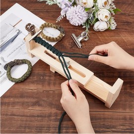 LiJuanWang Wood Jig Bracelet Maker, Bracelet Maker, Friendship Bracelets Craft for Girls, Bracelet Maker, Wood, Bracelet Maker, with 2 Clips, for Bracelets Braiding Weaving Tool