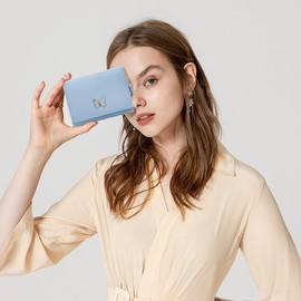 YAMEIZE Cute Wallet for Women Small Butterfly Pu Leather Credit Card Holder with ID Window for Ladies Girls (Blue)