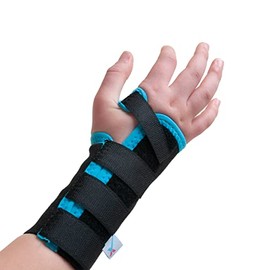 Express Orthopaedic® - Medically Approved Kids Elastic Wrist Brace, Wrist support, Sprains, Strains & Ligament Damage, Tendonitis, Joint Pain - Supplied to UK Hospitals (M Right (Wrist Circ. 14.5cm))