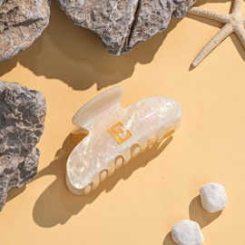 Acrylic Hair Clips Claws Initial Hair Clips Claws for Women Glitter Gold Initial Letter Pattern In Gold letter Shape Hair Clip For Thick Hair Hair clips for styling (E）