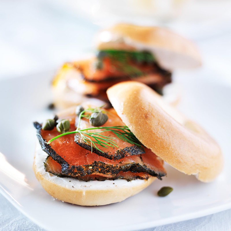 Toufayan Mini Plain Pre‑Sliced Bagels – Soft Texture, Perfect for