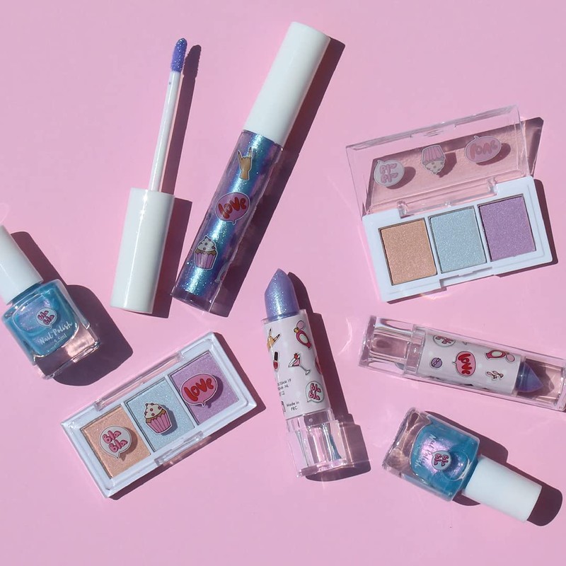 Create It! Holographic Make-Up Set