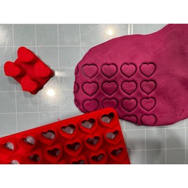49x0.5” Mini Size Heart Multi Cutter
