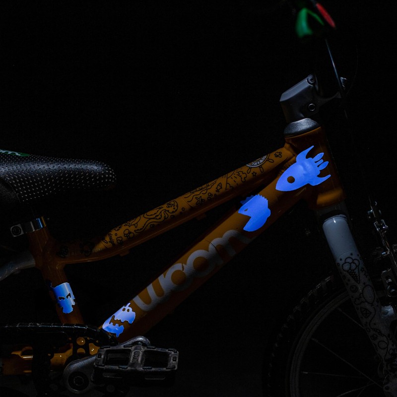 Riesel Design- re:felx Kids Bicycle Reflectors/Sticker/Reflective Film & Reflector Sticker