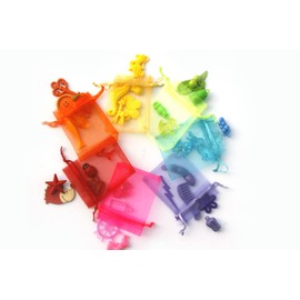 TomToy Big Rainbow I Spy Trinkets for Color Sorting/Matching Activities, 2.5-6cm, Set of 10 trinkets in Every Color