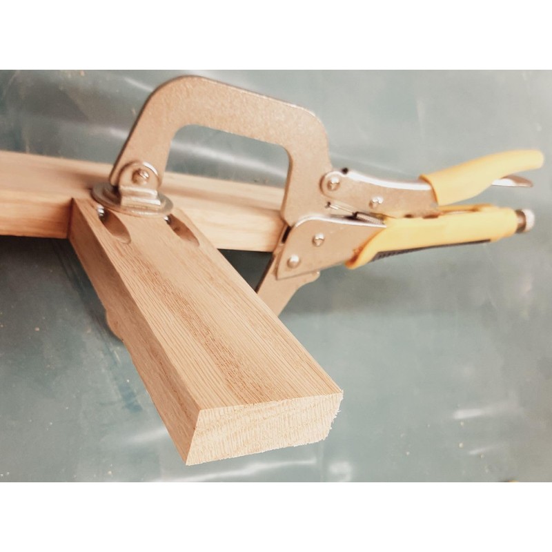 One pair of Sommerfeld Tools 3-1/2 open depth Quick Release