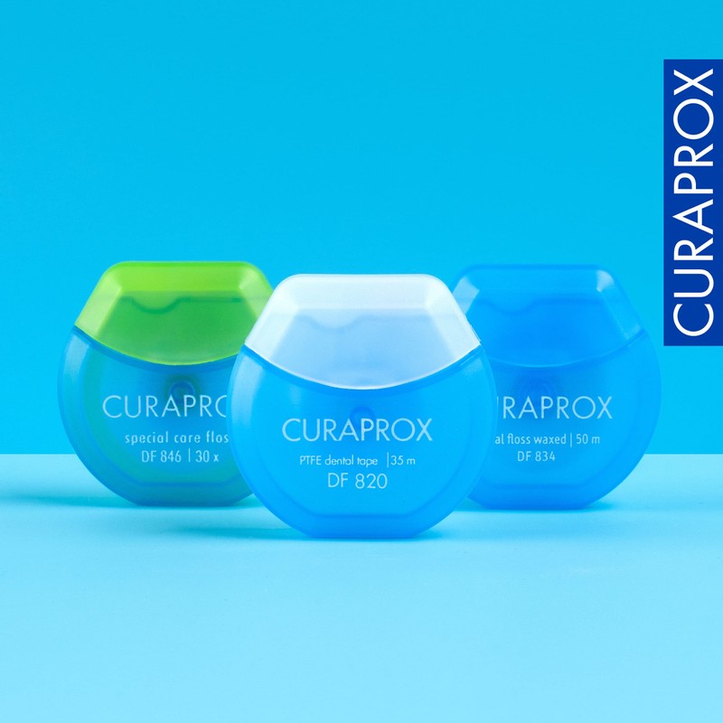 Curaprox Dental Tape DF 820 PTFE, Zahnband für enge Zwischenräume,