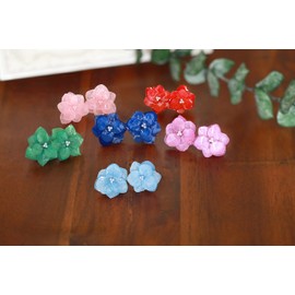 Handmade Hydrangea Real Flower Resin Stud Earrings with 925 Sterling Silver Pin (Royal Blue)