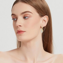 CONILOK Ohrringe mit Zirkonia Blatt Anhänger Damen Silber 925, Hypoallergen Ohrringe Hängend Creolen Piercing Ohrschmuck, Gold Elegant Glänzend Ohrhänger für Mama Frau Freundin Braut Brautjungfer