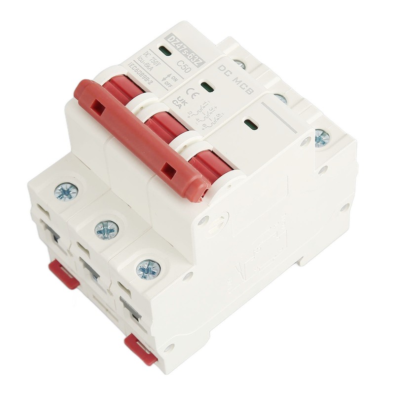 3P Direct Current Circuit Breaker Practical Small Circuit Breaker for