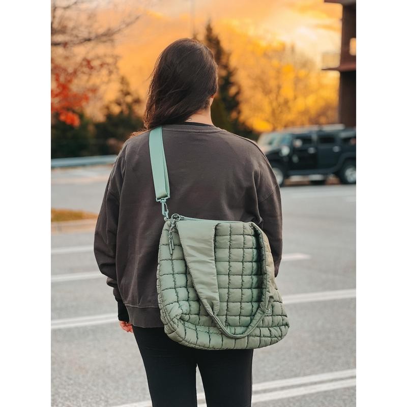 Iris Puff Hobo Bag (#24237) Crossbody & Shoulder Bag:_Caramel