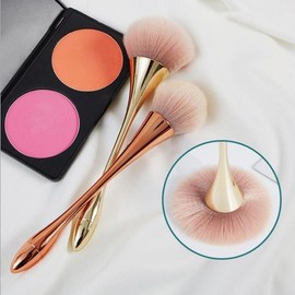 Portable Multi All-in-One Powder & Blush Makeup Brush for Travel All-in-One Gold