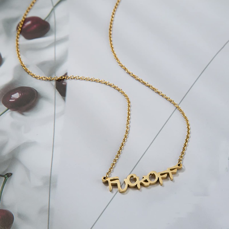 Collar de acero inoxidable estilo punk con palabras inglesas y