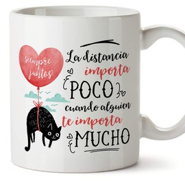MUGFFINS Taza San Valentín (Te quiero) - Distancia importa poco - Regalos Originales y Divertidos de Aniversario para Novios, Enamorados, Pareja.