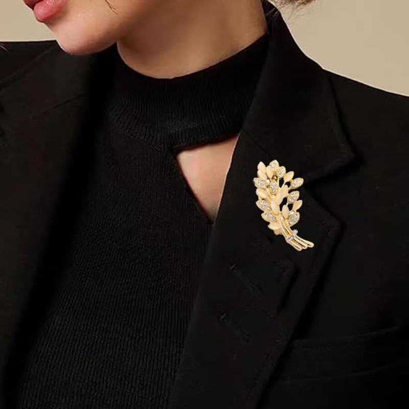 Qiwenr Brooch Pin Crystal, Alloy and rhinestone