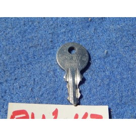 Wurlitzer 1500 1550 Cabinet Key - repro (Wico) RW-47 key