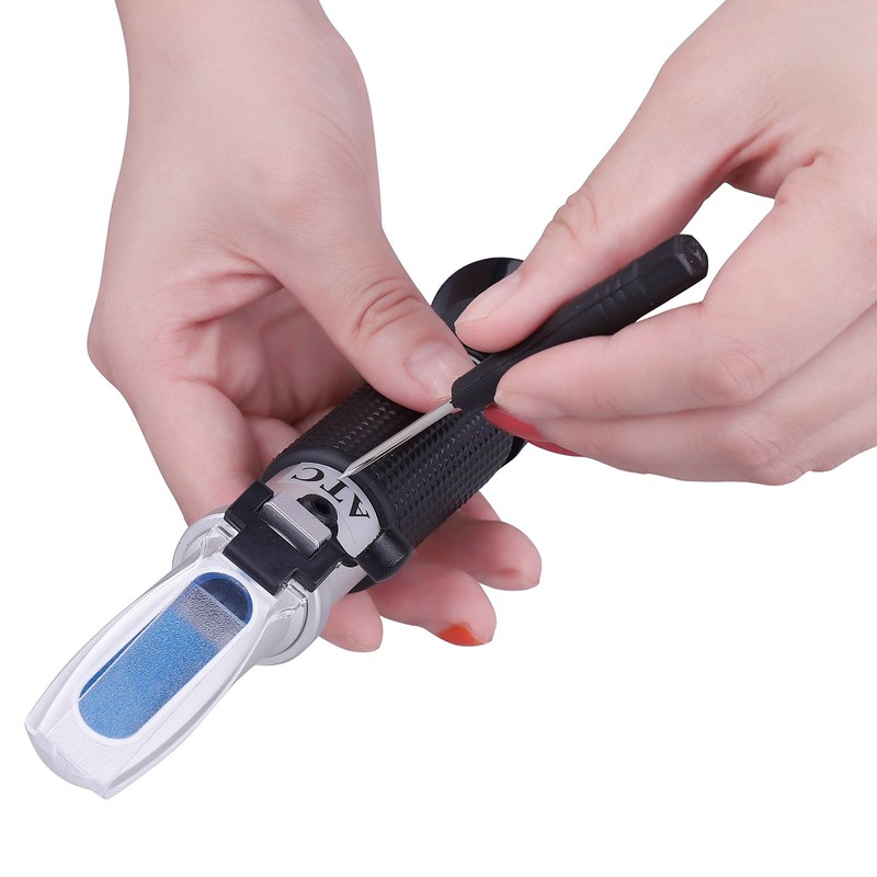 Tiaoyeer Antifreeze Refractometer - 3-in-1 Coolant Tester for Checking Freezing