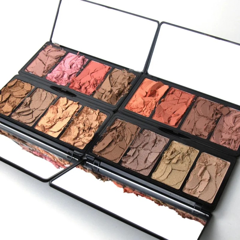Paleta Multifuncional L.A. Girl Fanatic Blushed Babe Sombras Rubor Iluminador