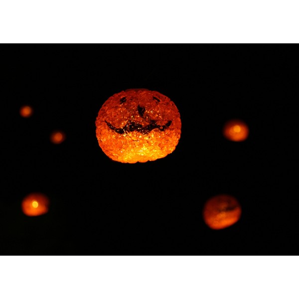 Halloween Solar String Lights - Glowing Orange Jack O' Lanterns