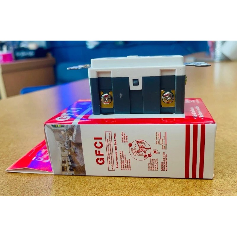 AH LIGHTING 1PK 20AMP GFCI Safety Outlet Receptacle w/ Wall