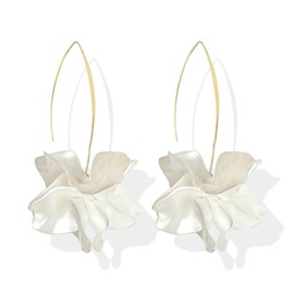 Pink Flower Earrings for Women Lily Floral Dangle Earrings Cute Spring Earrings for Girls Rose Earrings for mom Boho Western Earrings Vintage Flower Earrings Birthday Holiday Earrings Western Jewelry for Women Girls