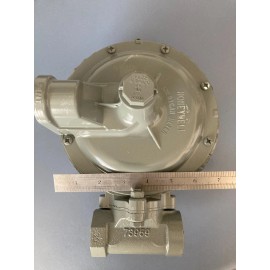 Honeywell New Honeywell Elster American Meter 1813C Gas Pressure Regulator 3/4"x 1"