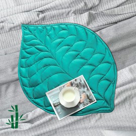 Kaisa Weighted Lap Blanket 5lbs 23'' x 29'', 100% Rayon Made from Bamboo, Small Weighted Blanket for Adults for Travel Relaxation, Machine Washable, Green