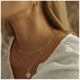 Yheakne Boho Layered Disc Coin Necklace Choker Gold Coin Pendant Necklace Chunky Paper Clip Chain Necklace Vintage Locket Necklace Chain Jewellery for Women and Girls