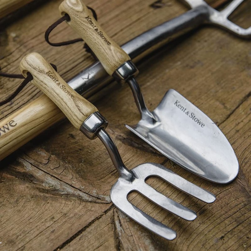 Kent and Stowe Kids Trowel FSC-100 percent