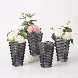 MCMCNCUIU Crystal Vases, Small Vases, Set of 4 Black Glass Vases, Flower Vases for Centerpieces, Modern Vases, Vintage Vases for Living Room, Bedroom, Kitchen, Dining Table, Shelf, Wedding, 6 Inches