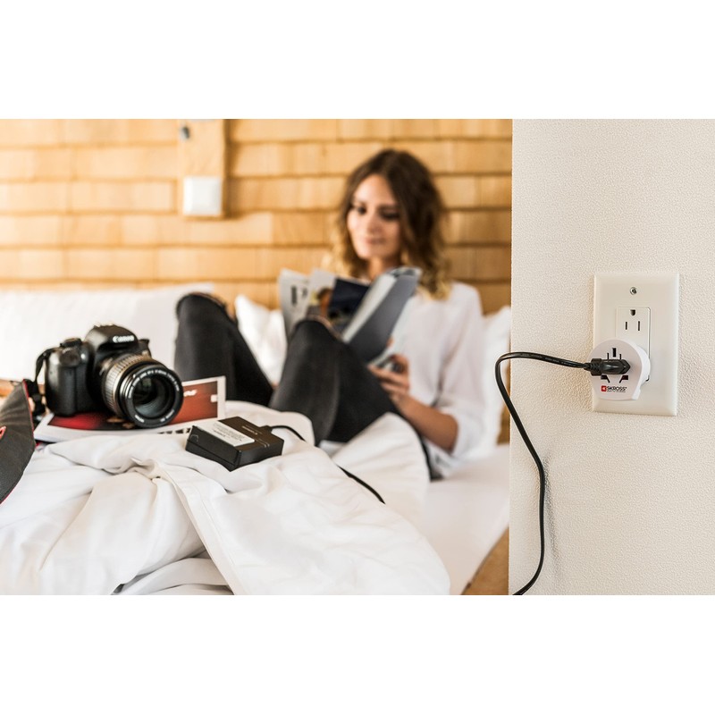 Skross 73566 Country Adapter World to USA - suitable for