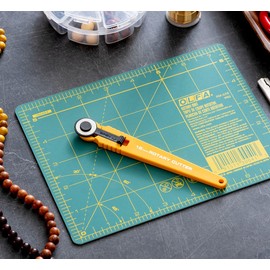 OLFA 18mm Quick-Change Rotary Cutter (RTY-4) - Rotary Fabric Cutter w/Blade Cover for Quilting, Sewing, Crafts, Scrapbooking, Replacement Blade: OLFA RB18-2