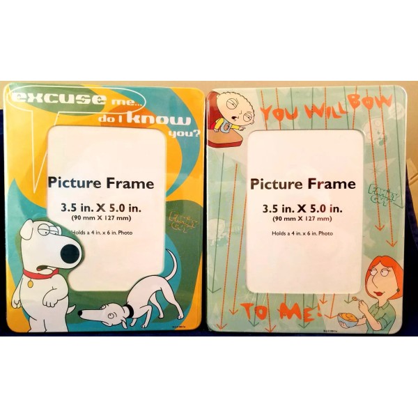 FAMILY GUY 2 PICTURE FRAMES PHOTO BRIAN THE DOG AND