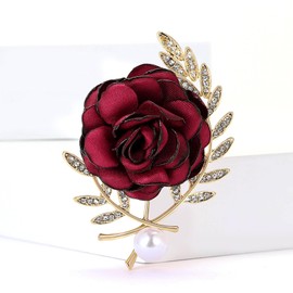 Rose Flower Brooch for Women Dainty Satin Fabric Camellia Flower Lapel Pins Sparkling Crystal Rose Bouquet Brooch Vintage Elegant Pearl Wedding Bridal Banquet Suit Jewelry (Red)