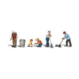 Lawn Workers HO Scale Woodland Scenics