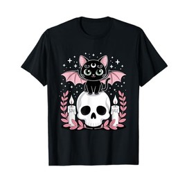 goblincore cat bat on skull moonphases goth cottagecore T-Shirt